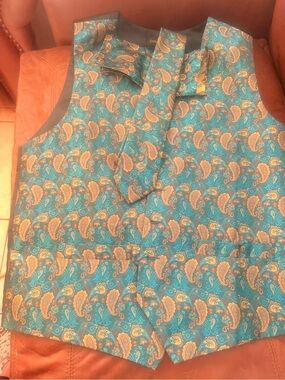 Dibangu Teal Paisley Vest set with Gold Accents